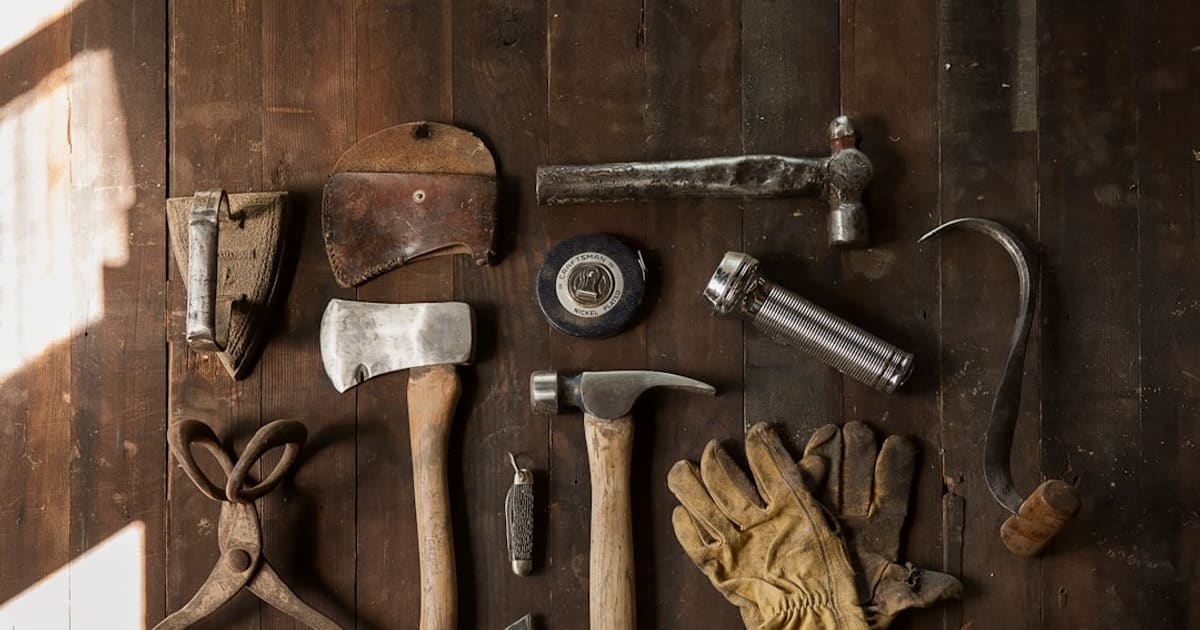 Basic Home Tool Kit Starter Pack (2026) — The 10 Tools Every Rental Needs