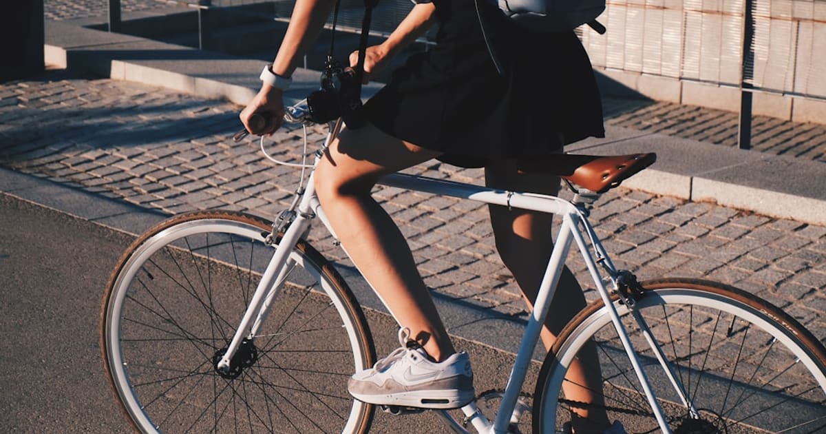 Bike Commuter Starter Pack (2026) — The 9 Things That Make You Ride Anyway